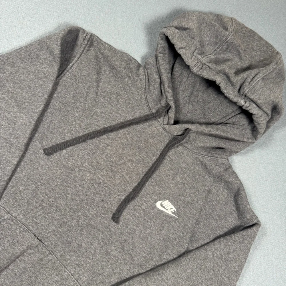 Nike Hoodie Mens Large Gray Fleece Pullover Embroidered Swoosh Logo Sportswear